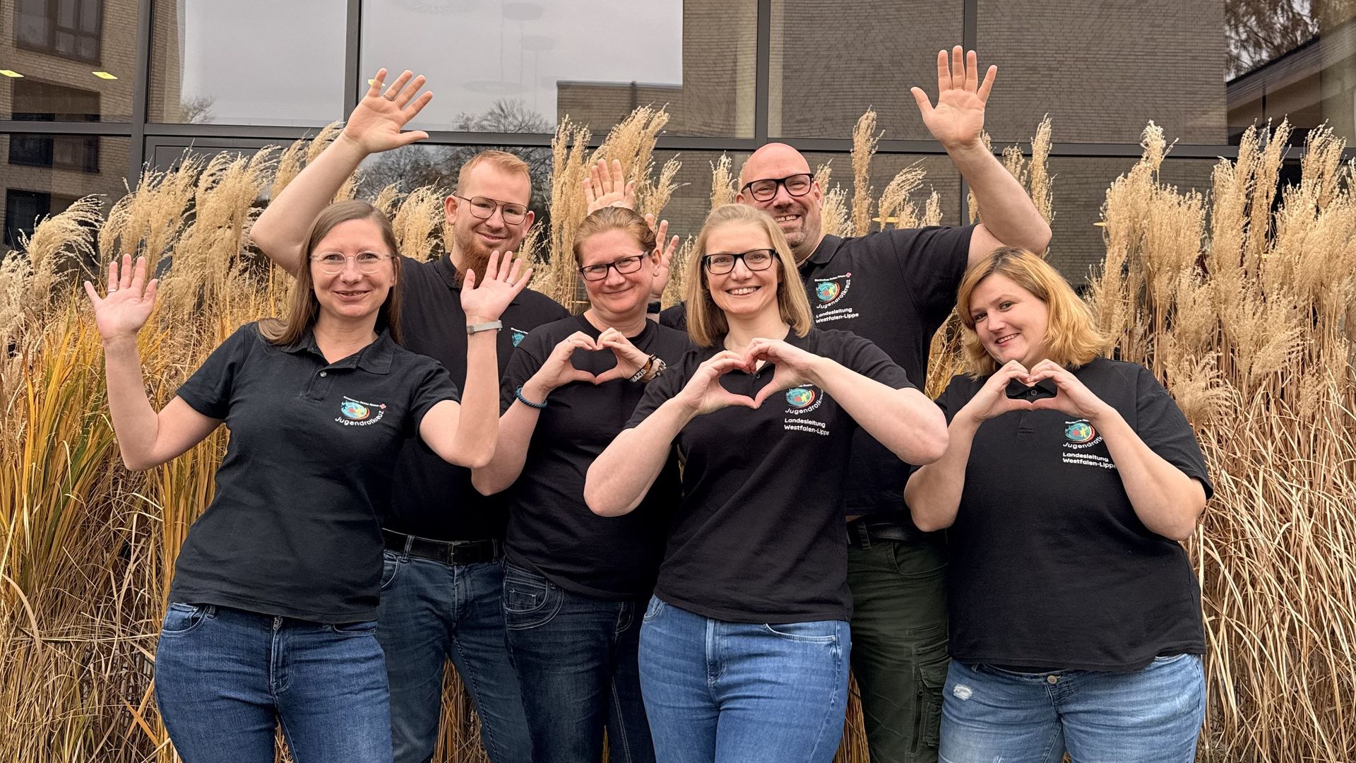 Gruppenfoto der Landesleitung mit Landesreferentin Nadine Reuter