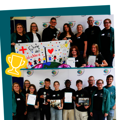 Collage von zwei Gruppenfotos der Siegergruppen des Landeswettebwerbs